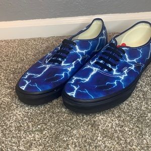 Black and blue lightning vans brand new